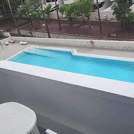 Playa Honda Americas * プラヤ・デ・ラス・アメリカス