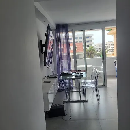 Playa Honda Americas プラヤ・デ・ラス・アメリカス