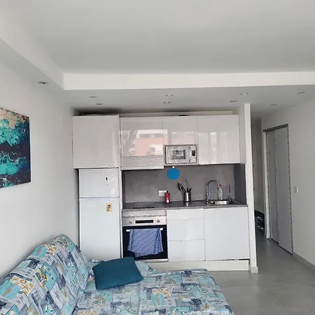 Playa Honda Americas شقة *